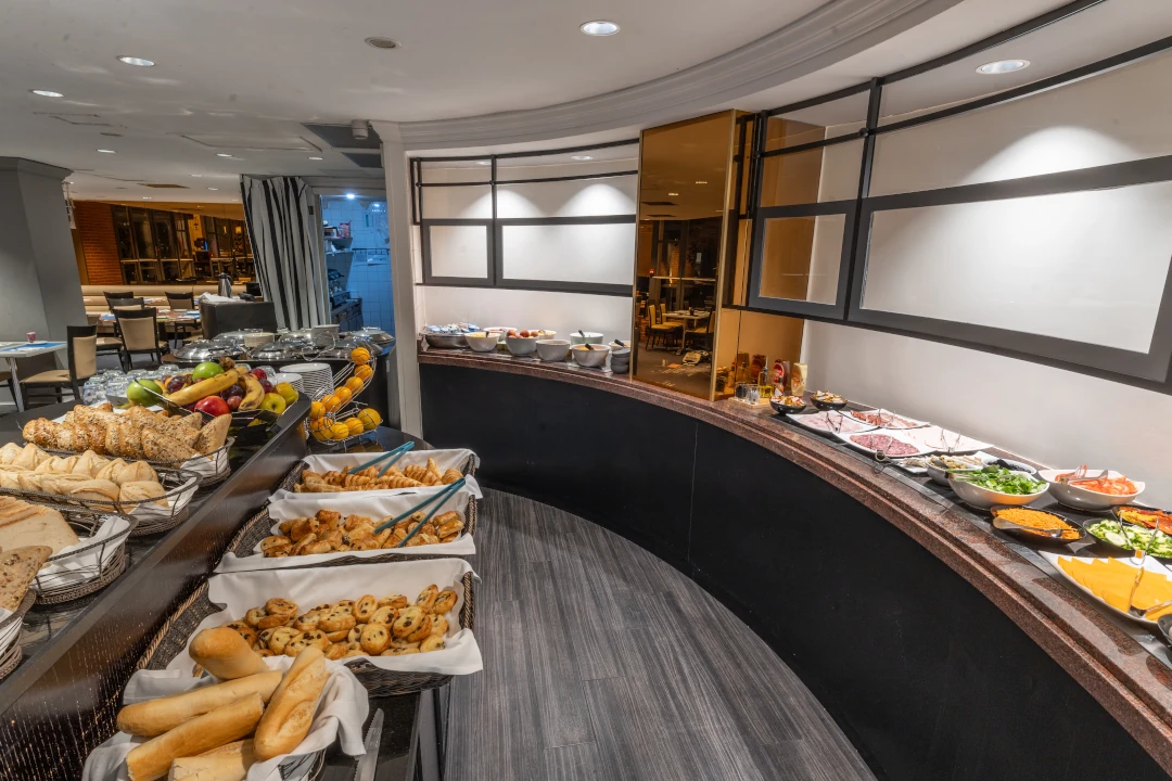 Buffet petit-déjeuner